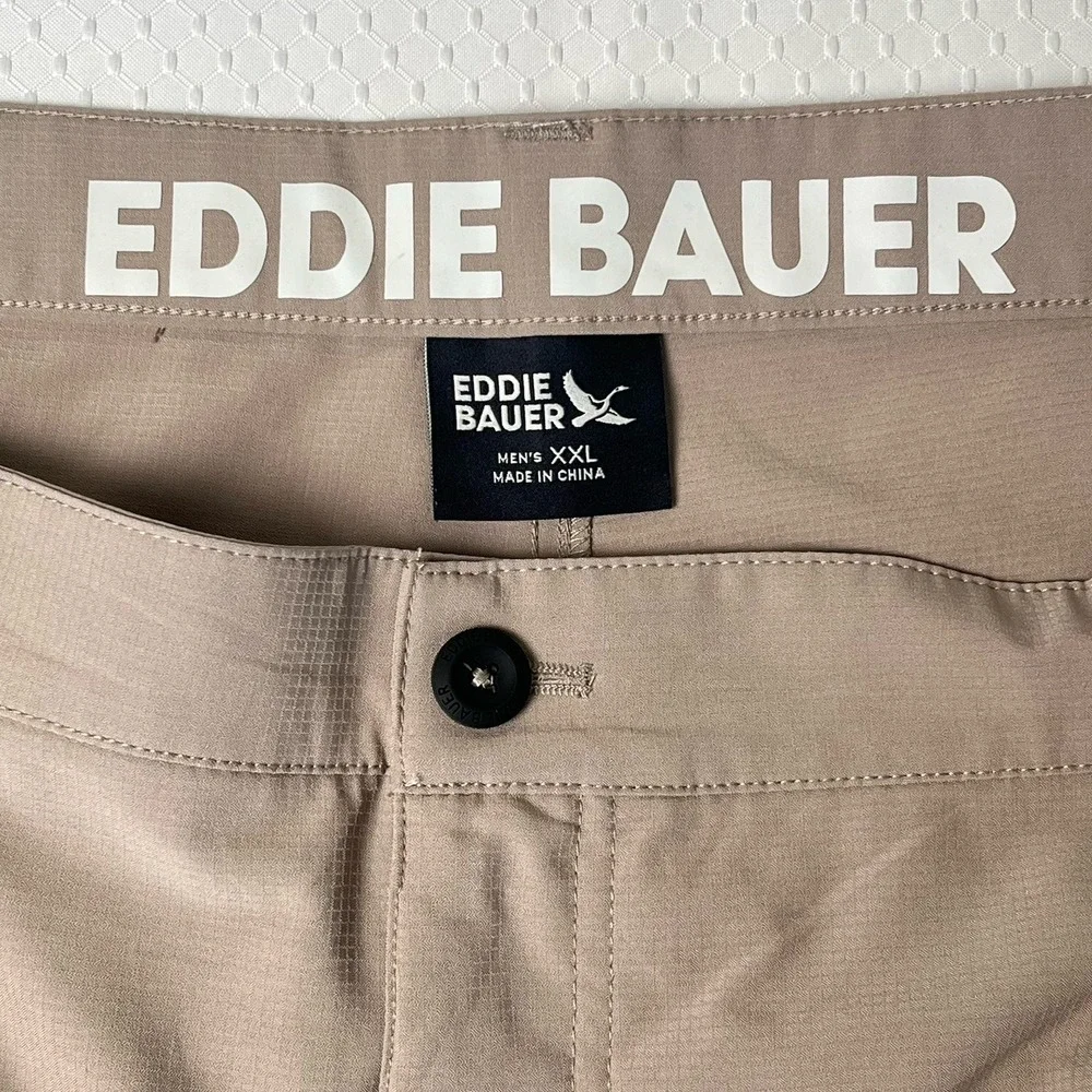 Eddie Bauer Mens Tech Shorts XXL Khaki Flex‎ Waist Four-Way Stretch UPF-30 Golf